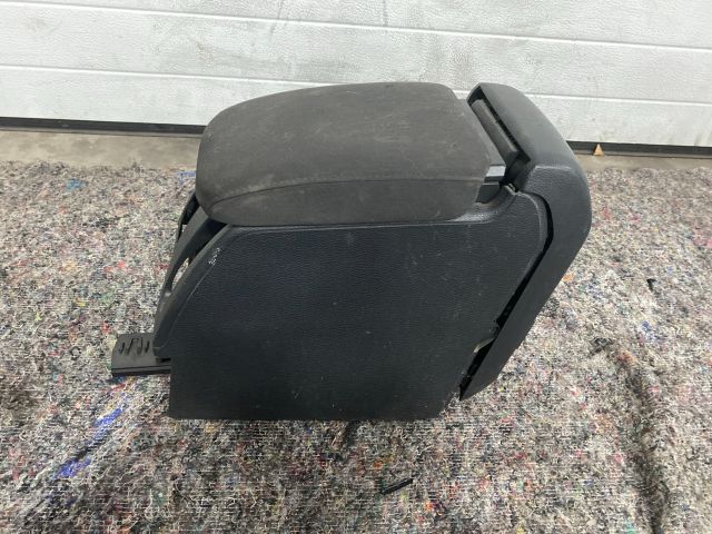 bontott VW EOS Könyöklő