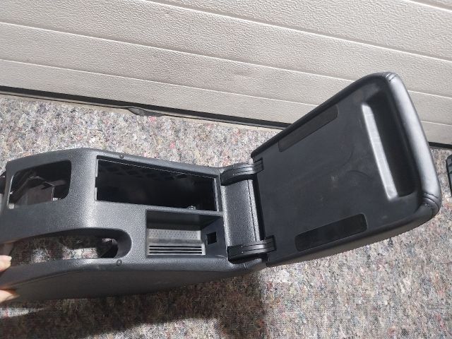 bontott VW EOS Könyöklő