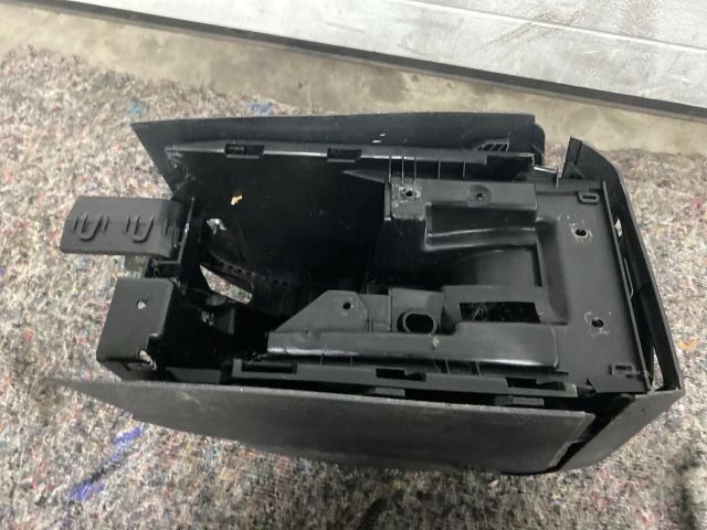 bontott VW EOS Könyöklő