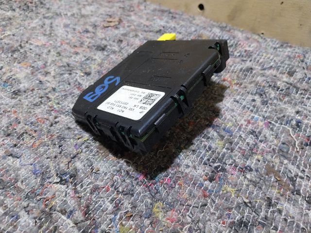 bontott VW EOS Kormányoszlop Vezérlő