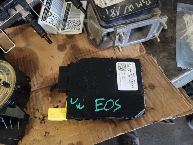 bontott VW EOS Kormányoszlop Vezérlő