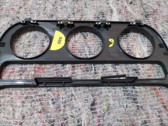 bontott VW EOS Középkonzol Keret