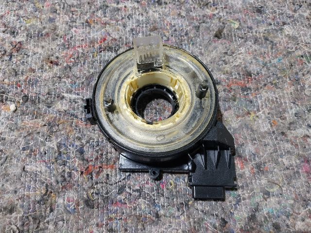 bontott VW EOS Légzsák Átvezető Szalagkábel