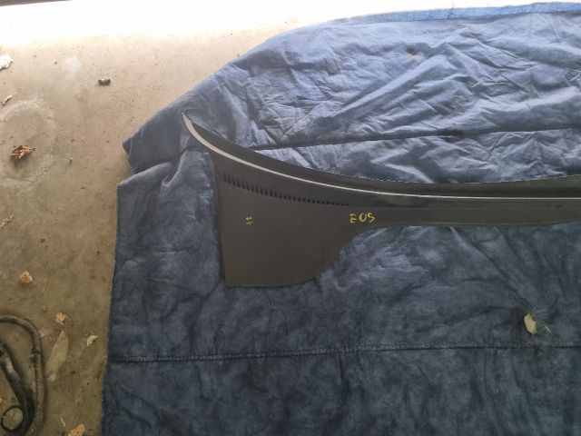 bontott VW EOS Levélrács