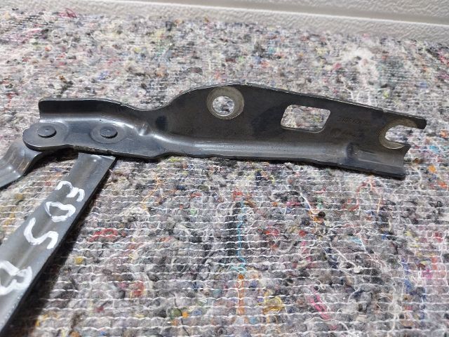 bontott VW EOS Motorháztető Bal Zsanér