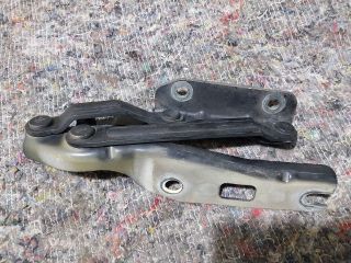 bontott VW EOS Motorháztető Bal Zsanér