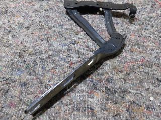 bontott VW EOS Motorháztető Bal Zsanér