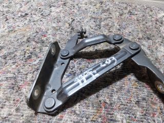 bontott VW EOS Motorháztető Jobb Zsanér