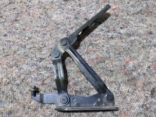 bontott VW EOS Motorháztető Jobb Zsanér