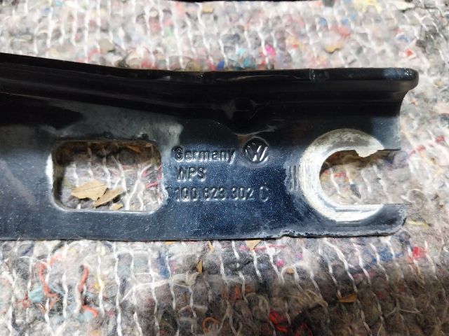 bontott VW EOS Motorháztető Jobb Zsanér