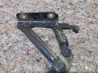 bontott VW EOS Motorháztető Jobb Zsanér