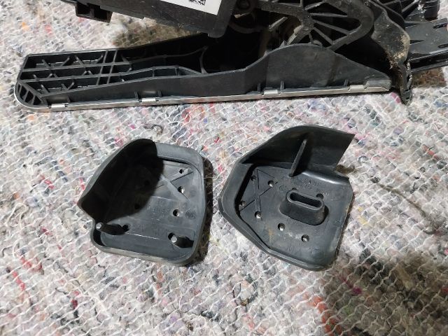 bontott VW EOS Pedálsor (Gáz, Fék, Kuplung)