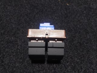 bontott VW EOS Tankajtó Nyitó Kar / Gomb