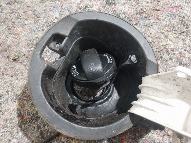 bontott VW EOS Tankajtó