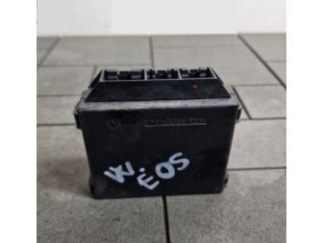 bontott VW EOS Tolatóradar Elektronika