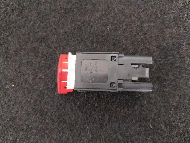 bontott VW EOS Vészvillogó Kapcsoló