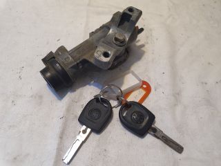 bontott VW FOX Gyújtáskapcsoló Házzal