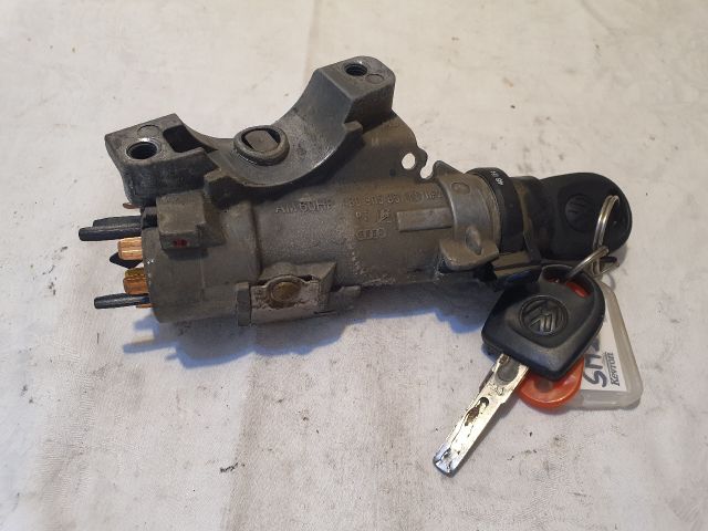 bontott VW FOX Gyújtáskapcsoló Házzal