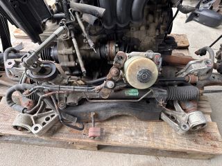 bontott VW FOX Bal első Csonkállvány Kerékaggyal