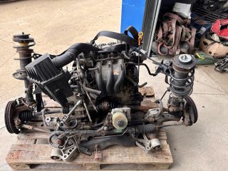 bontott VW FOX Bal első Csonkállvány Kerékaggyal