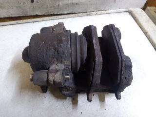 bontott VW FOX Bal első Féknyereg Munkahengerrel