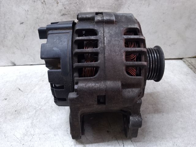 bontott VW FOX Generátor