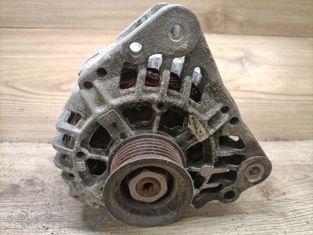 bontott VW FOX Generátor