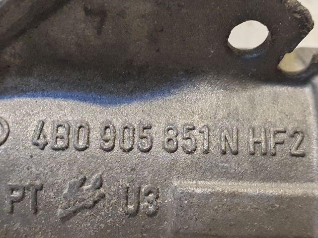 bontott VW FOX Gyújtáskapcsoló Házzal