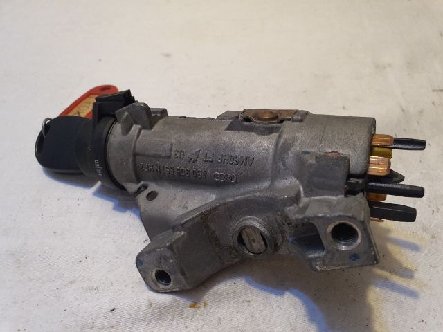 bontott VW FOX Gyújtáskapcsoló Házzal