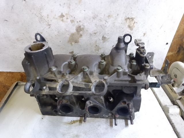 bontott VW FOX Hengerfej