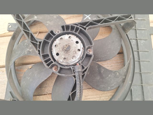 bontott VW FOX Hűtőventilátor