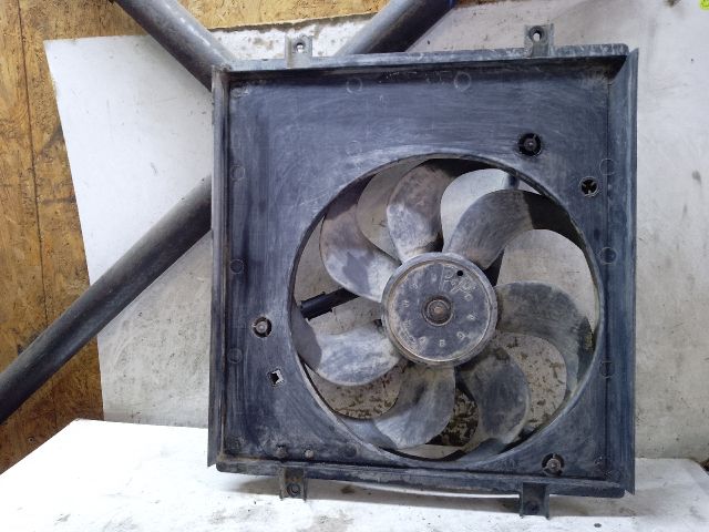 bontott VW FOX Hűtőventilátor