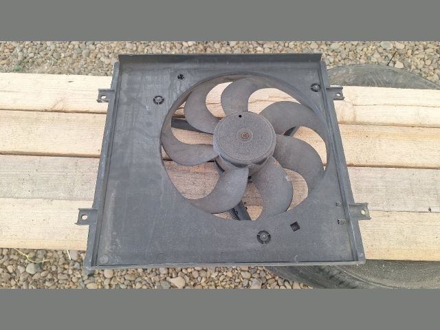 bontott VW FOX Hűtőventilátor