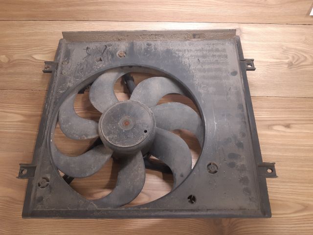 bontott VW FOX Hűtőventilátor