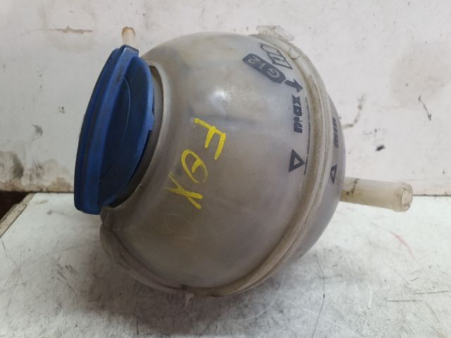 bontott VW FOX Kiegyenlítő Tartály