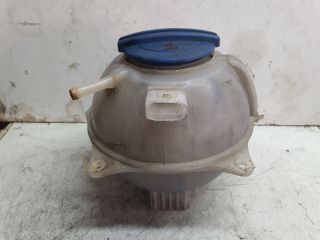 bontott VW FOX Kiegyenlítő Tartály