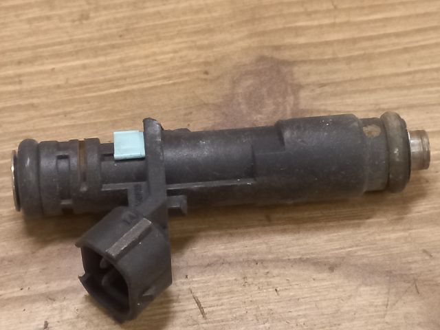 bontott VW FOX Porlasztó (1 db)