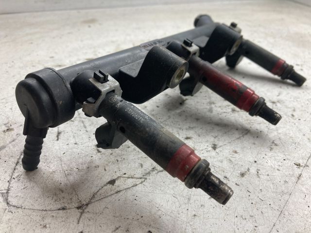 bontott VW FOX Porlasztó Sor / Híd