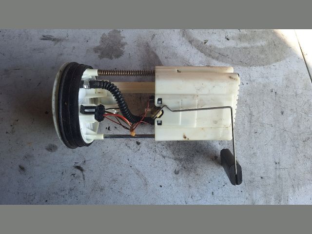 bontott VW FOX Üzemanyag Szivattyú