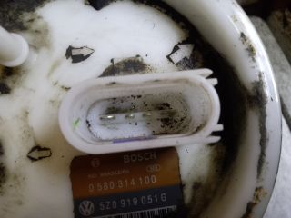 bontott VW FOX Üzemanyag Szivattyú