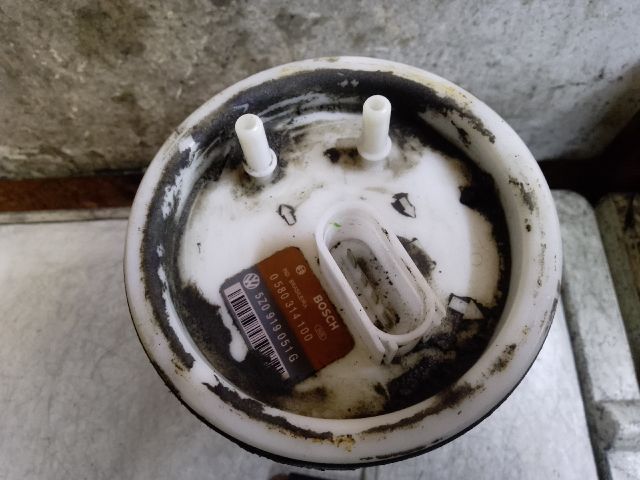 bontott VW FOX Üzemanyag Szivattyú