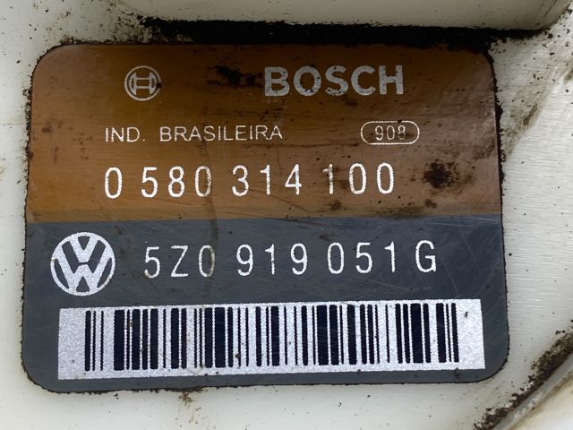 bontott VW FOX Üzemanyag Szivattyú