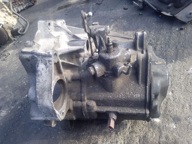 bontott VW FOX Váltó (Mechanikus)
