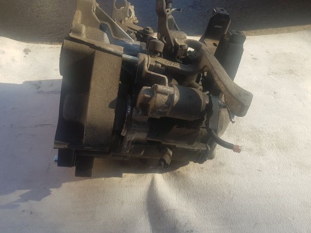 bontott VW FOX Váltó (Mechanikus)