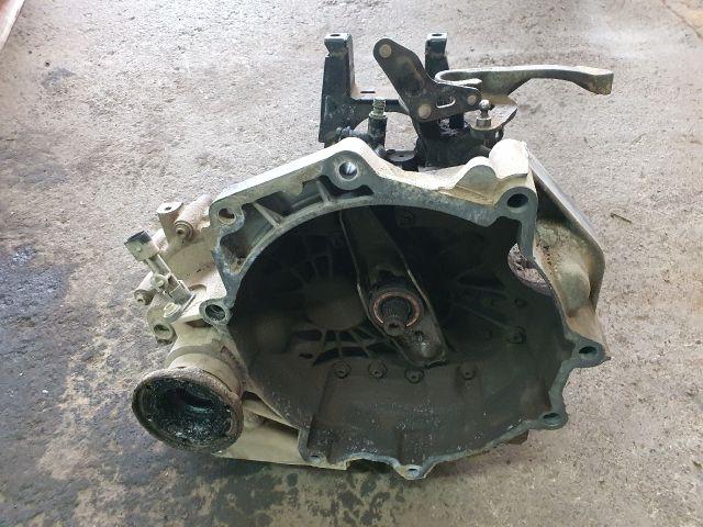 bontott VW FOX Váltó (Mechanikus)