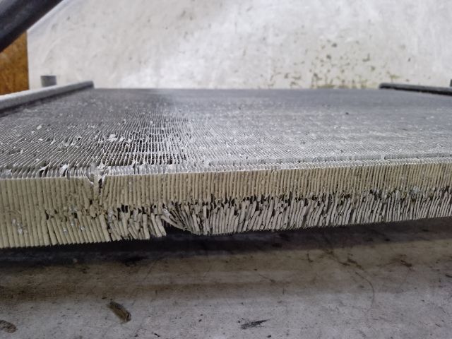 bontott VW FOX Vízhűtő Radiátor (Nem klímás)