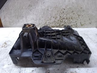 bontott VW FOX Akkumulátor Tartó