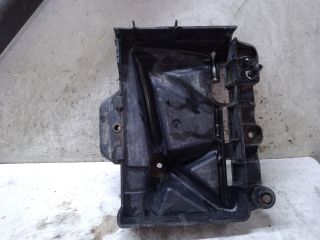 bontott VW FOX Akkumulátor Tartó