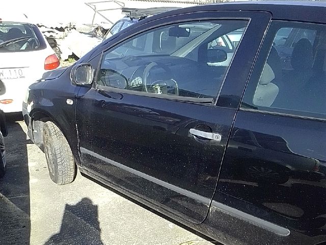 bontott VW FOX Bal első Ajtó (Üres lemez)