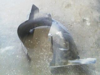 bontott VW FOX Bal első Dobbetét (Kerékjárati, Műanyag)